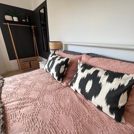 Barnsley, Turret House Windrush Lake 사우스 체르니 외부 사진